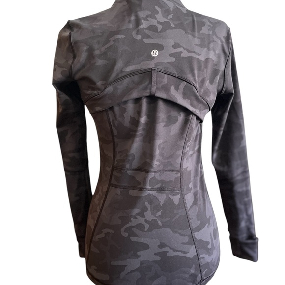 Lululemon Define athleisure, athletic, Gorp core, Camouflage Jacket - Picture 4 of 13